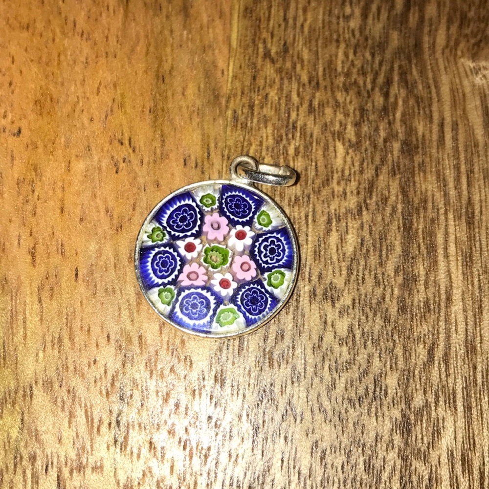 Glass pendant-free w other purchase